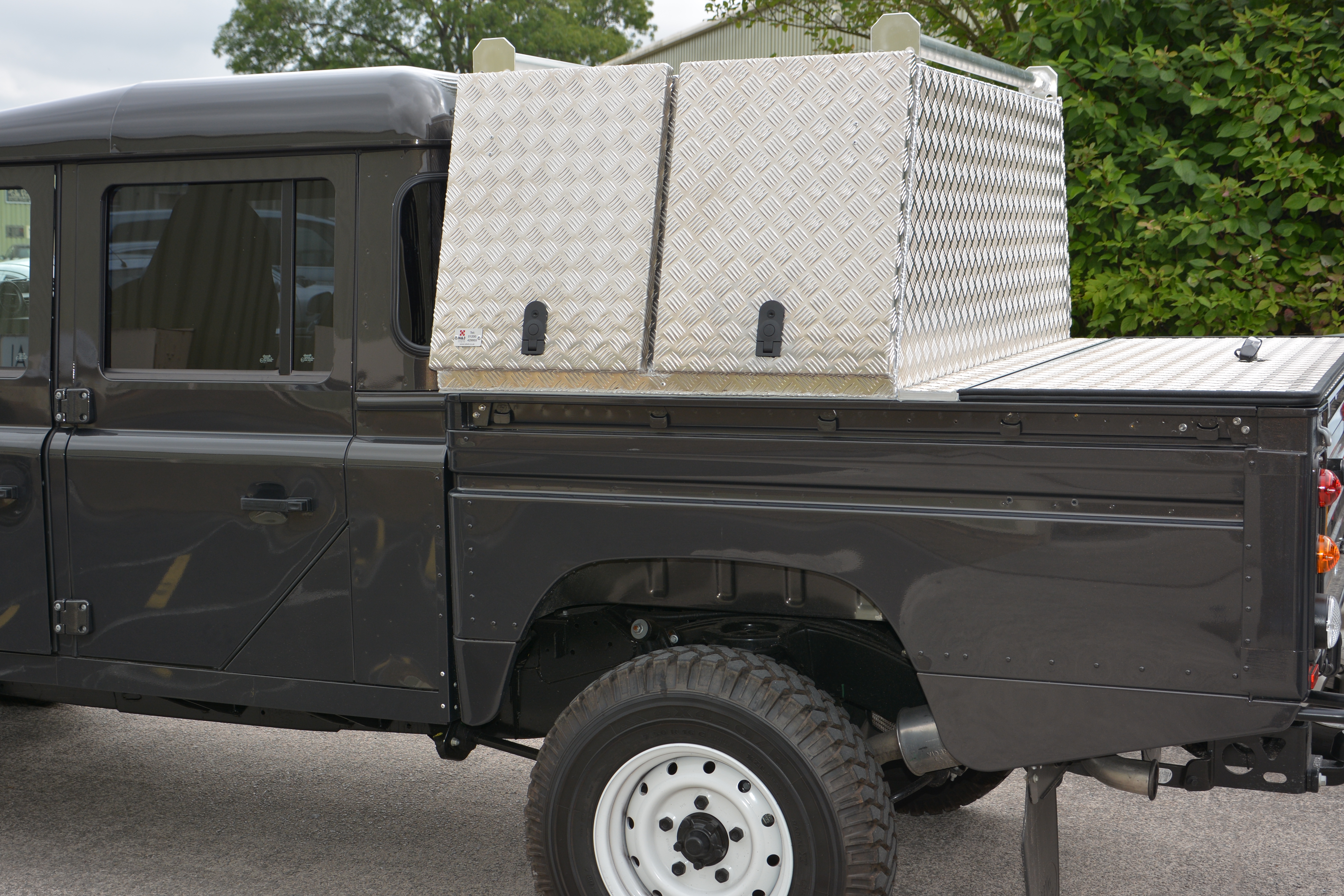 Land Rover 130 Cross Over Box and Top Cover