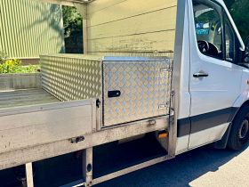 Chris' Bespoke Milk Float Box Review 