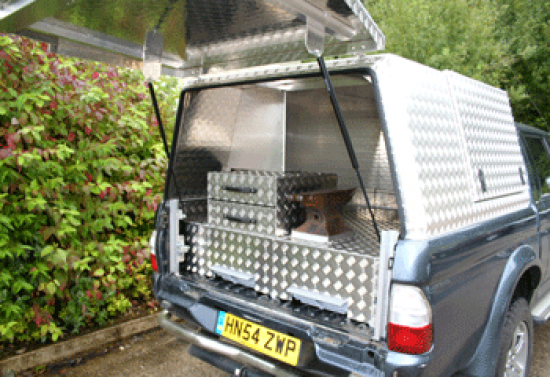 Mobile Farriers Forge on a Mitsubishi L200 Mk4