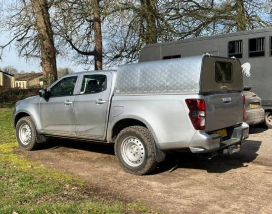 Agrican with Locking Solid Rear Door and Window
