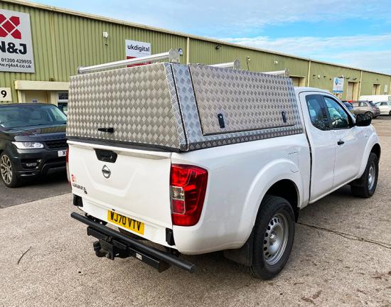 Nissan NP300 Samson Gullwing Canopy Extra Cab