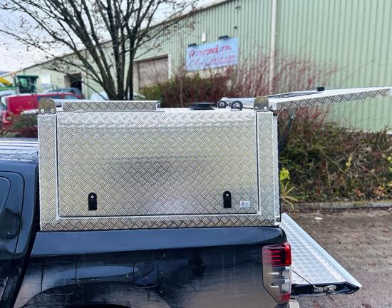 Mitsubishi Samson Gullwing Canopy