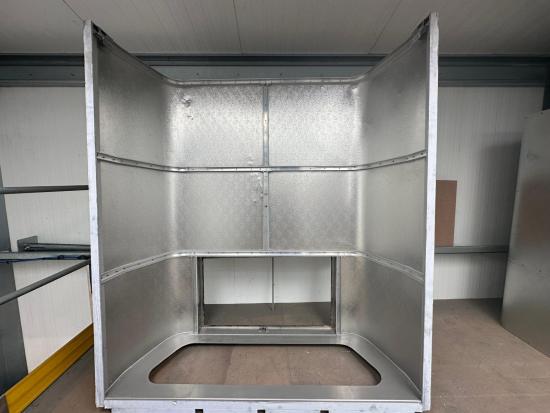 Agrican with Sliding Bulkhead Window & Shooting Hatch   BUY NOW  Toyota Hilux with ladder rack 2016 onwards EXTRA CAB 